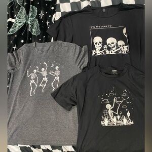 Size M tee lot punk🖤
